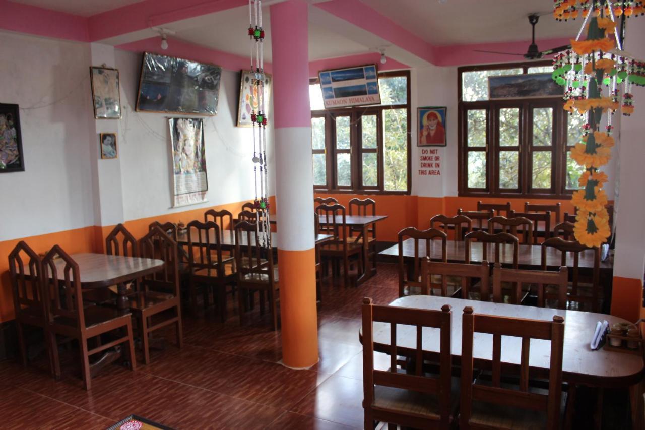 Maa Anand Mayee Guest House Panuānaula Buitenkant foto